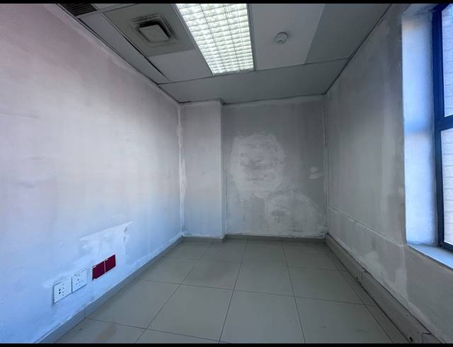 999M² OFFICE TO LET IN PINETOWN CENTRAL